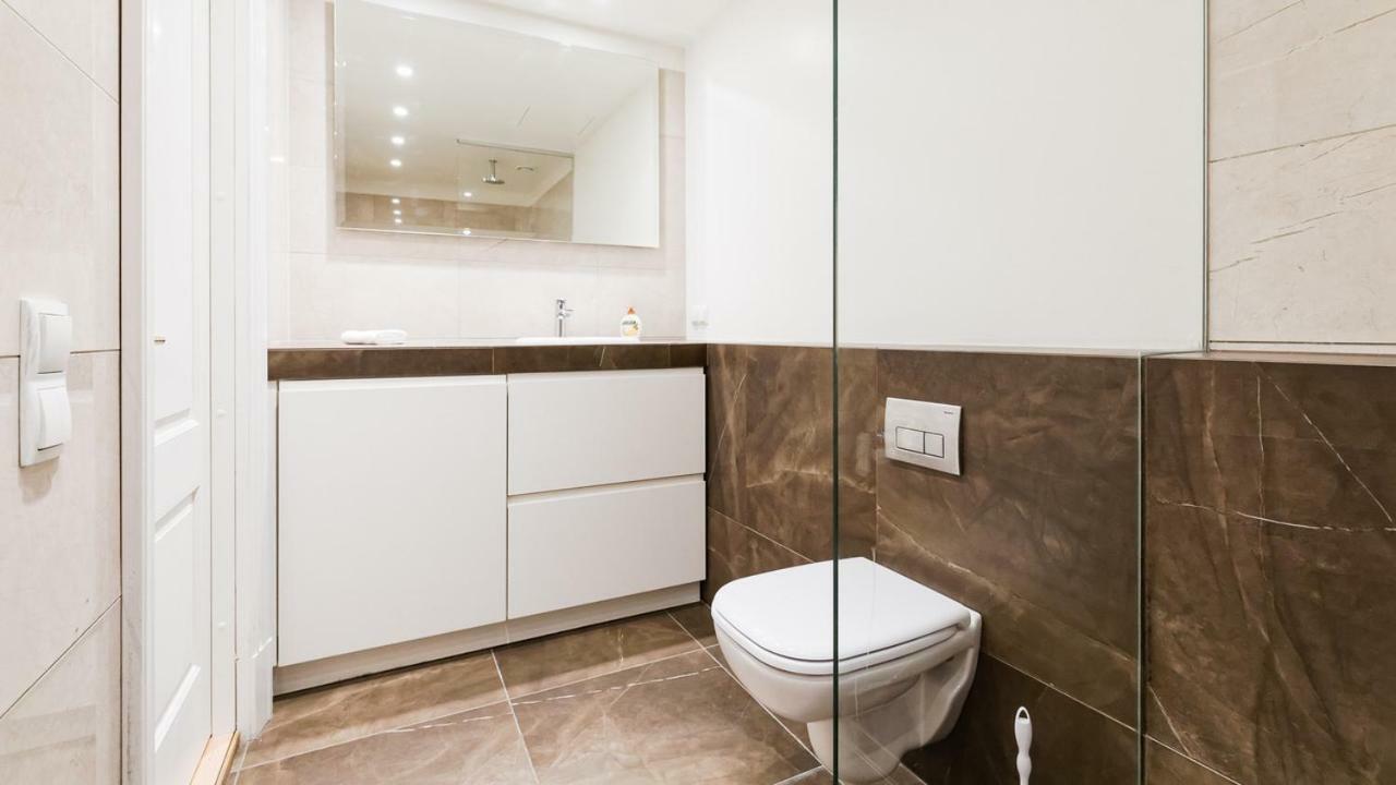 Great Apartament In A Heart Of تالين المظهر الخارجي الصورة